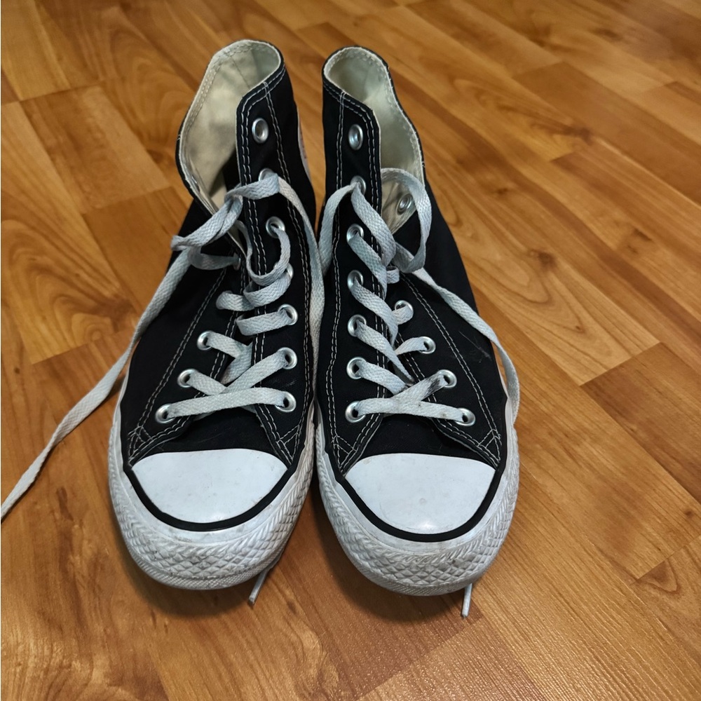 Converse Classic Chuck Taylor Hi-tops